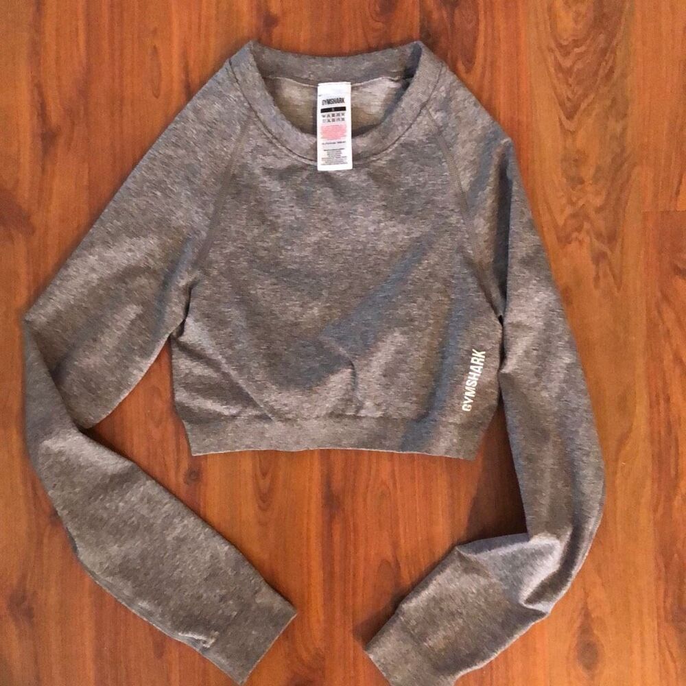 Gymshark Heather gray long sleeve cropped fitness top size S